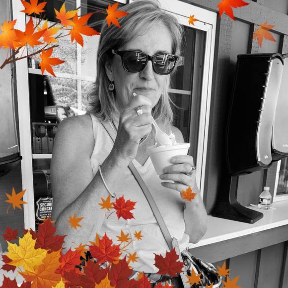 Meet your Posher, Leslie - Picture 1 of 1